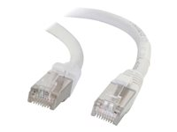 C2G Cat5e Booted Shielded (STP) Network Patch Cable - Kytkentäkaapeli - RJ-45 (uros) to RJ-45 (uros) - 1 m - STP - CAT 5e - valettu - valkoinen 83880