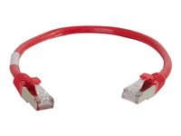 C2G Cat5e Booted Shielded (STP) Network Patch Cable - Kytkentäkaapeli - RJ-45 (uros) to RJ-45 (uros) - 1 m - STP - CAT 5e - valettu - punainen 83790