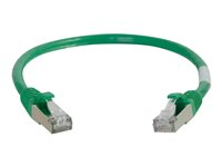 C2G Cat5e Booted Shielded (STP) Network Patch Cable - Kytkentäkaapeli - RJ-45 (uros) to RJ-45 (uros) - 5 m - STP - CAT 5e - valettu - vihreä 83834